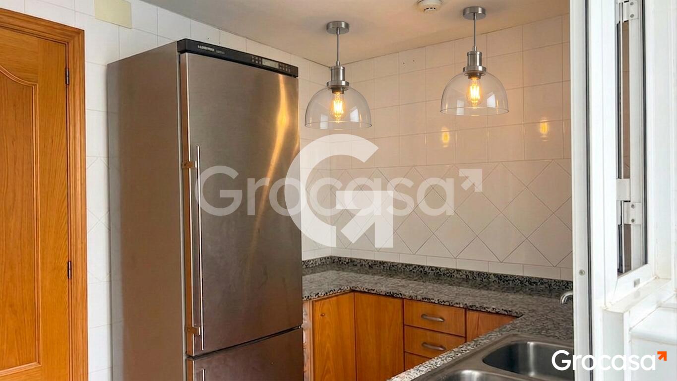  en Sant Feliu de Llobregat en Venta por 368.000 €