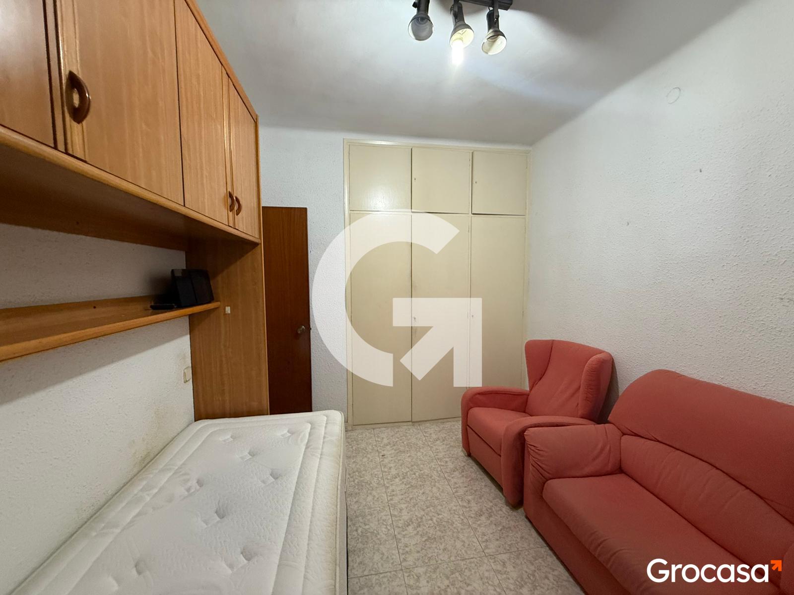  en Badal en Barcelona en Venta por 385.000 €