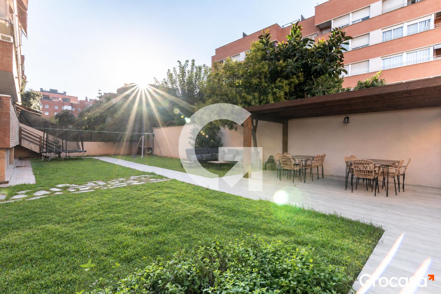  en Fontsanta - Fatjó en Cornellà de llobregat en Venta por 630.000 €