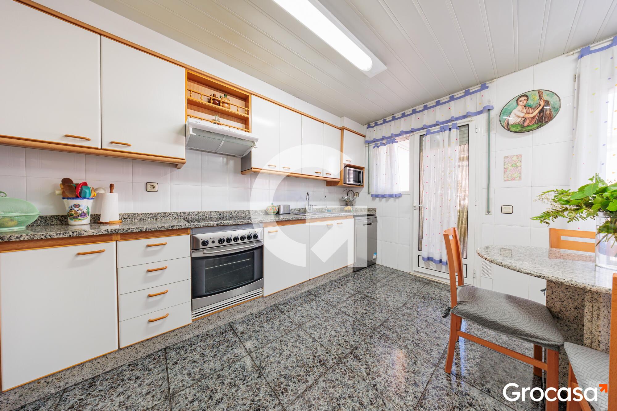  en Terrassa en Venta por 388.470 €