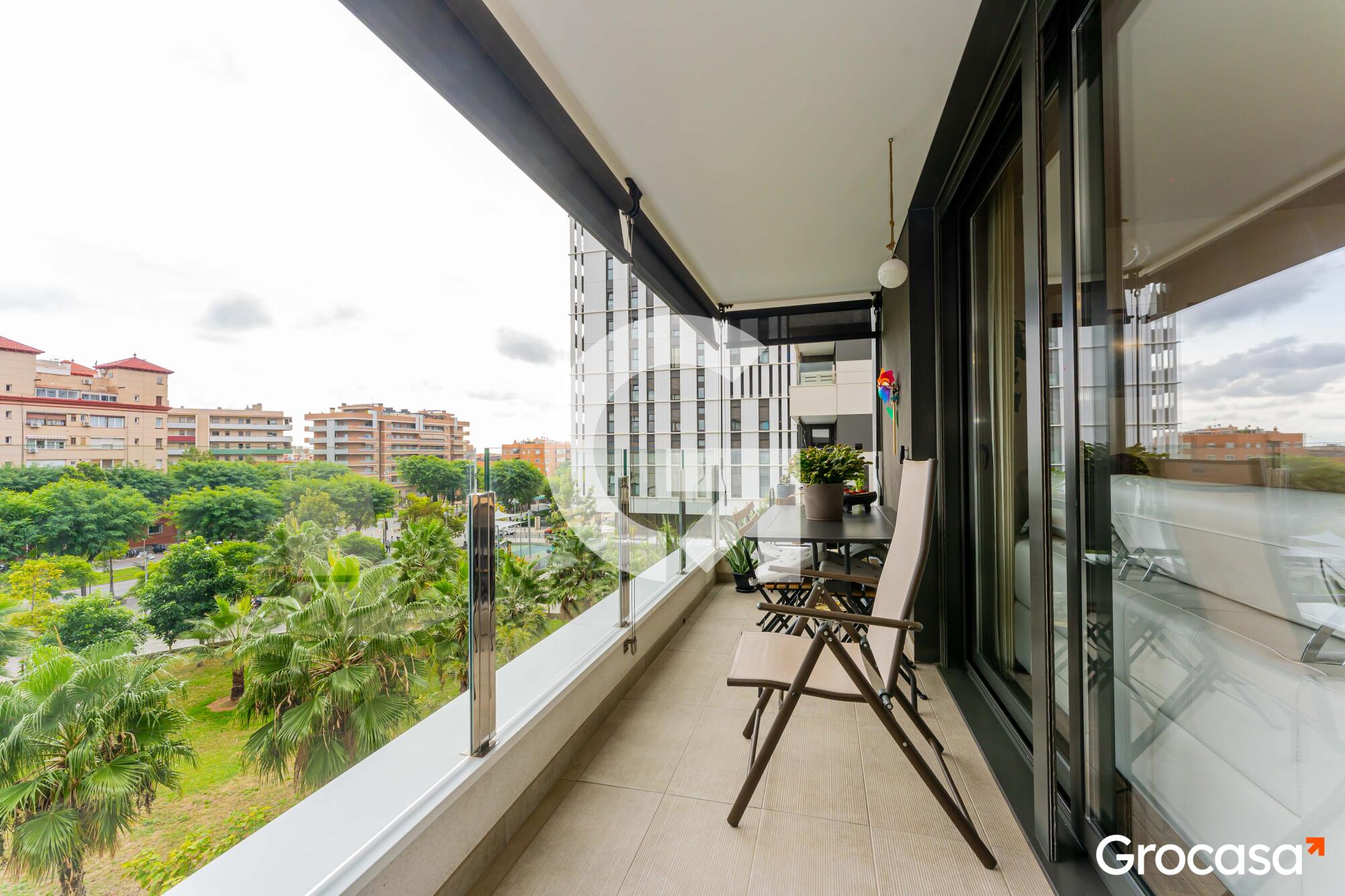  en La Gavarra en Cornellà de llobregat en Venta por 555.000 €