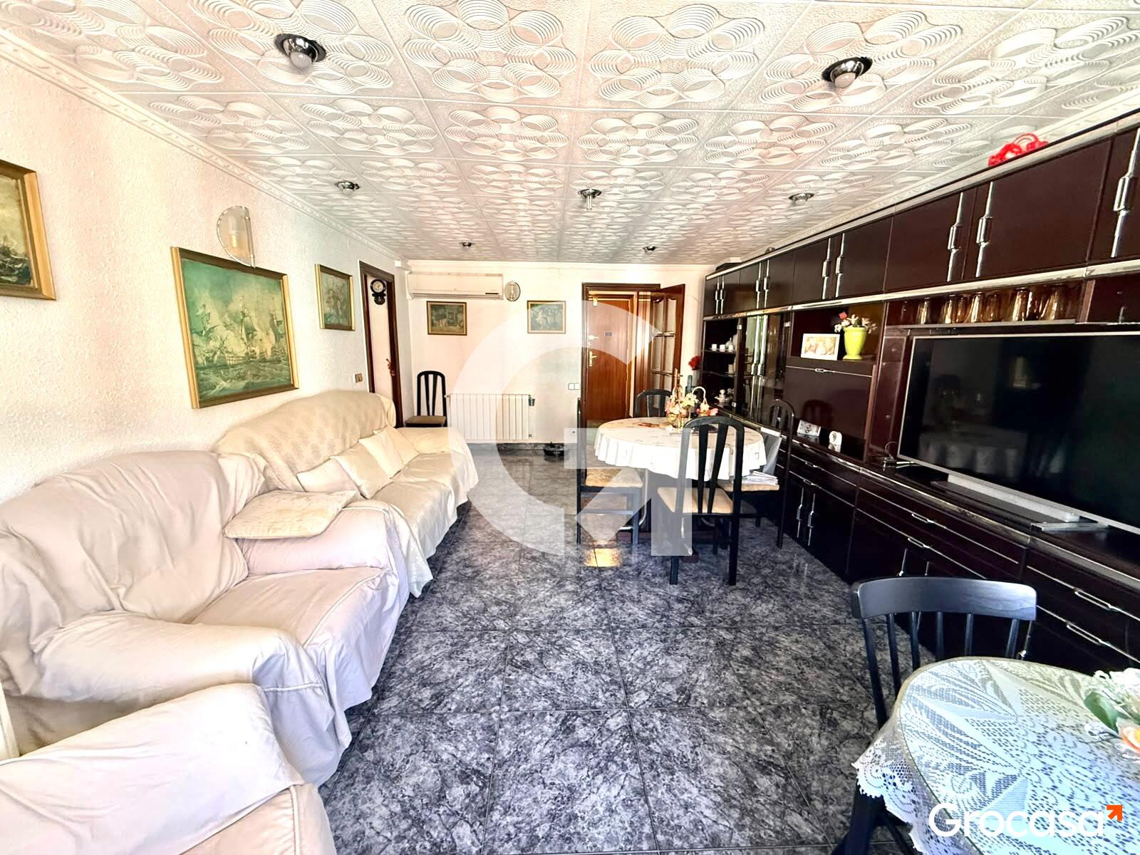  en Dreta de Sant Ildefons en Cornellà de llobregat en Venta por 256.000 €