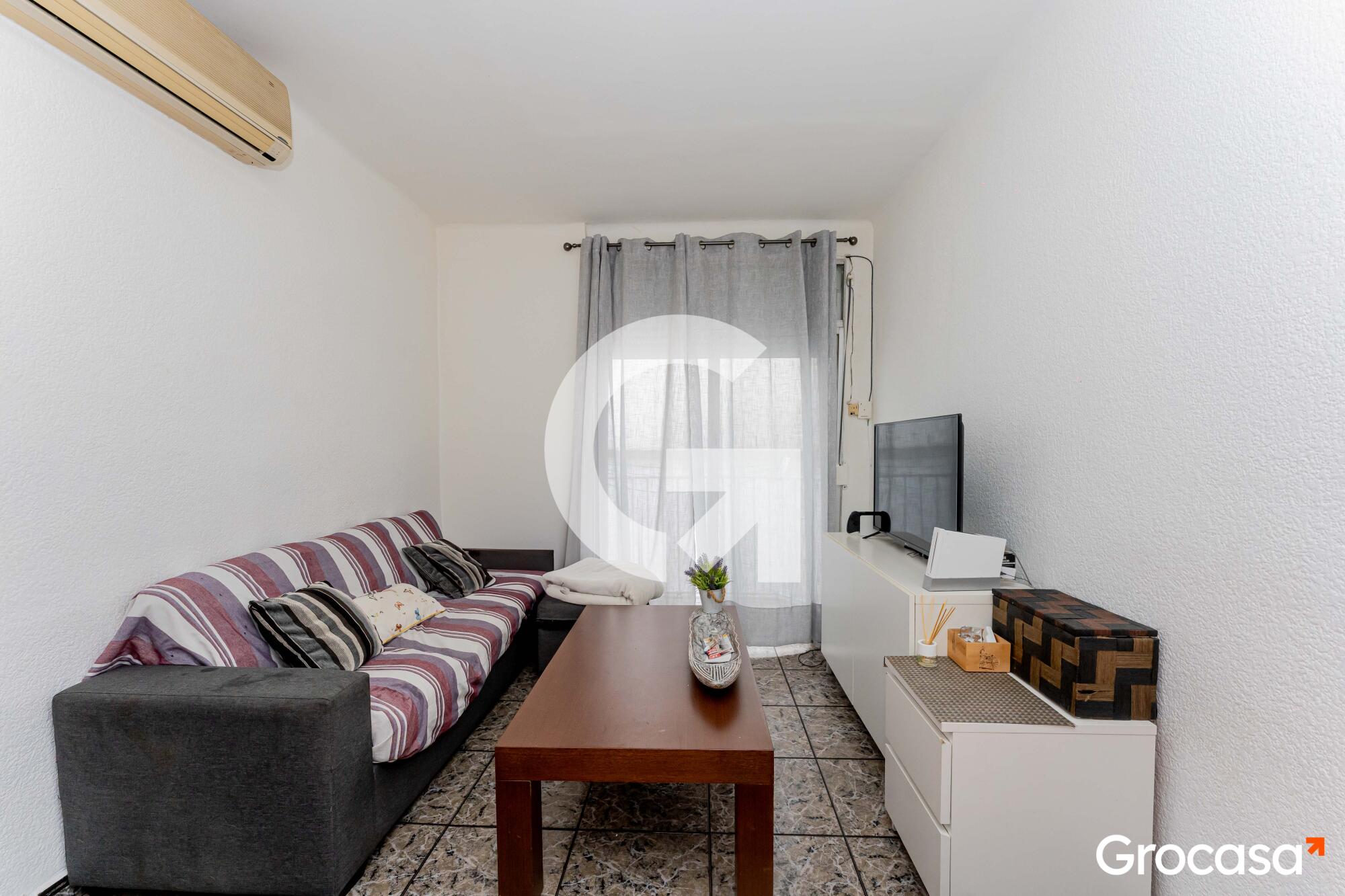  en La Gavarra en Cornellà de llobregat en Venta por 215.000 €