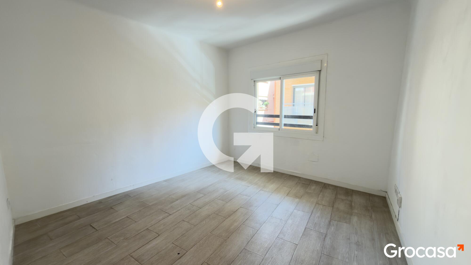  en La Gavarra en Cornellà de llobregat en Venta por 169.000 €