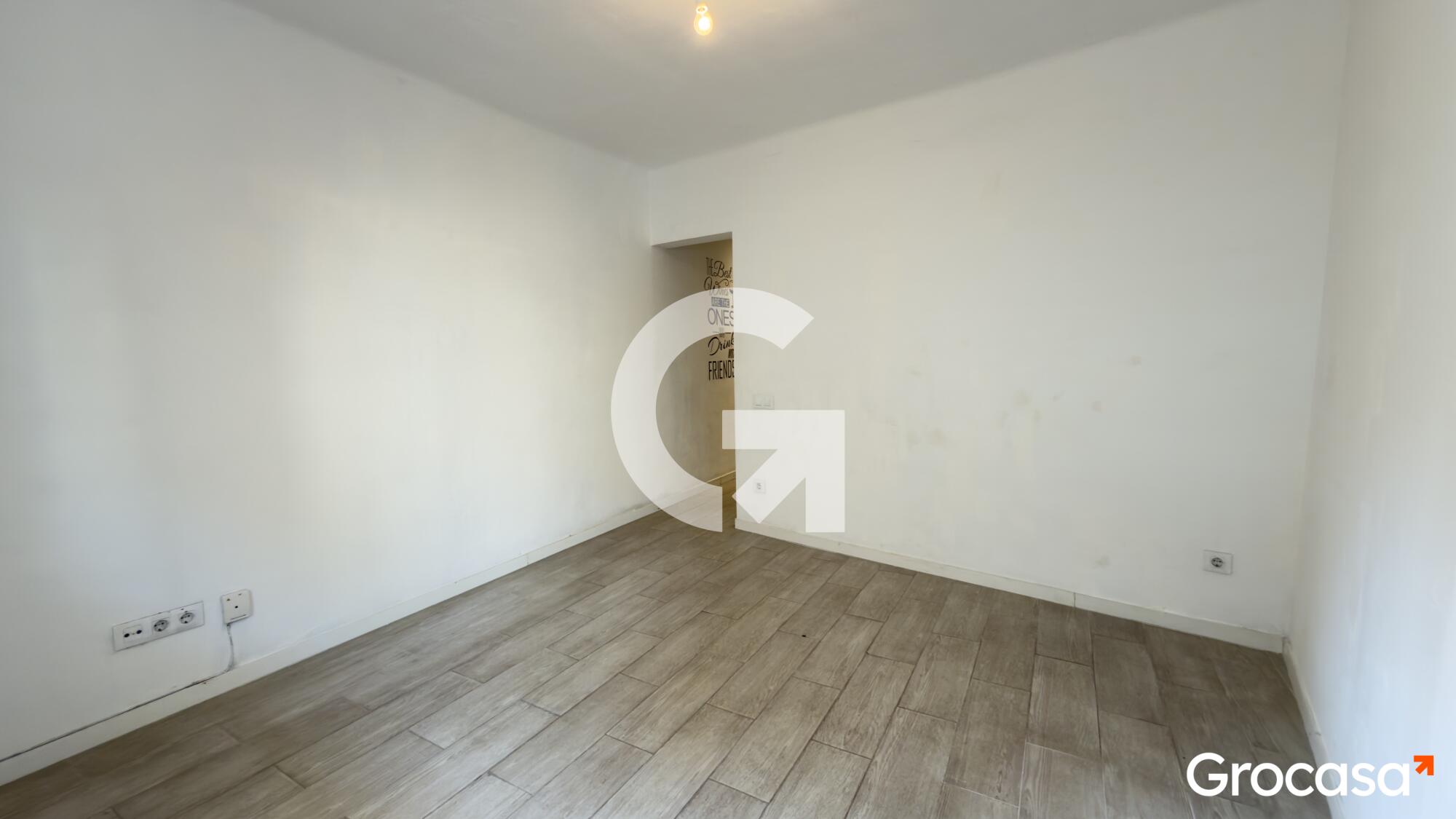  en La Gavarra en Cornellà de llobregat en Venta por 169.000 €