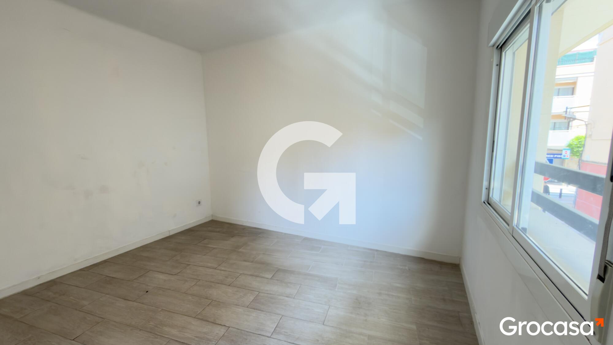  en La Gavarra en Cornellà de llobregat en Venta por 169.000 €