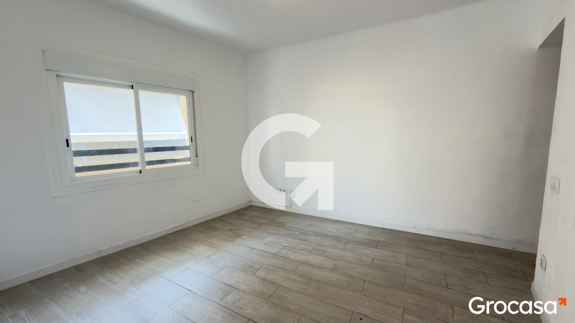  en La Gavarra en Cornellà de llobregat en Venta por 169.000 €