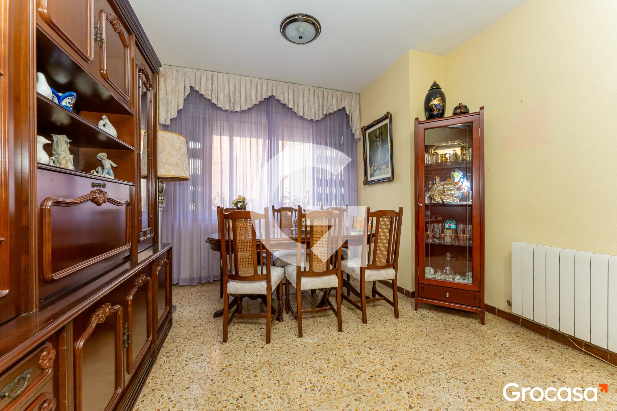 en Centre en Cornellà de llobregat en Venta por 328.000 €