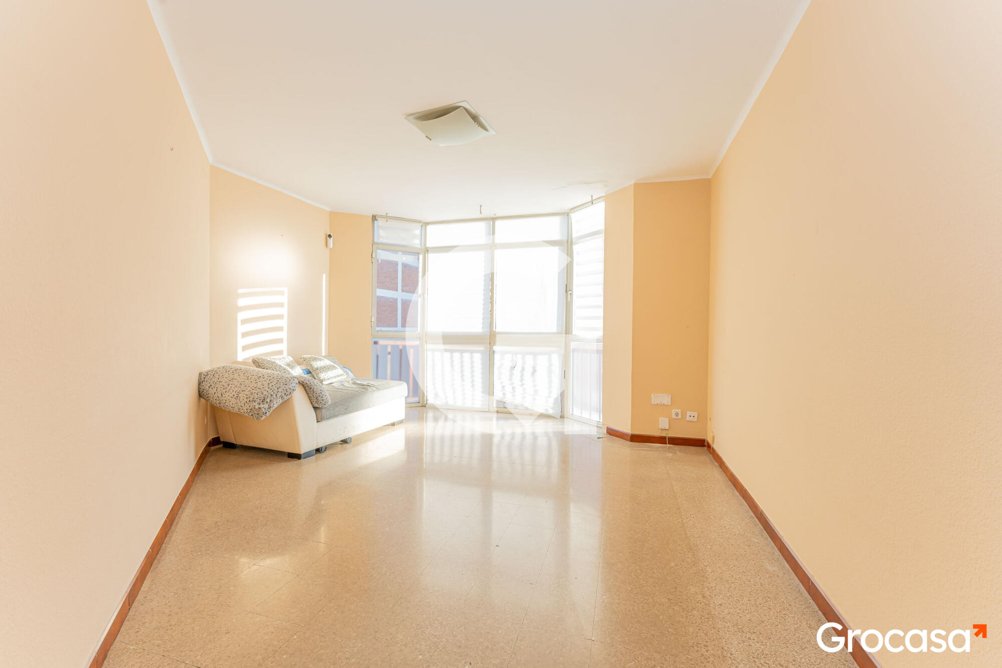  en La Gavarra en Cornellà de llobregat en Venta por 225.000 €