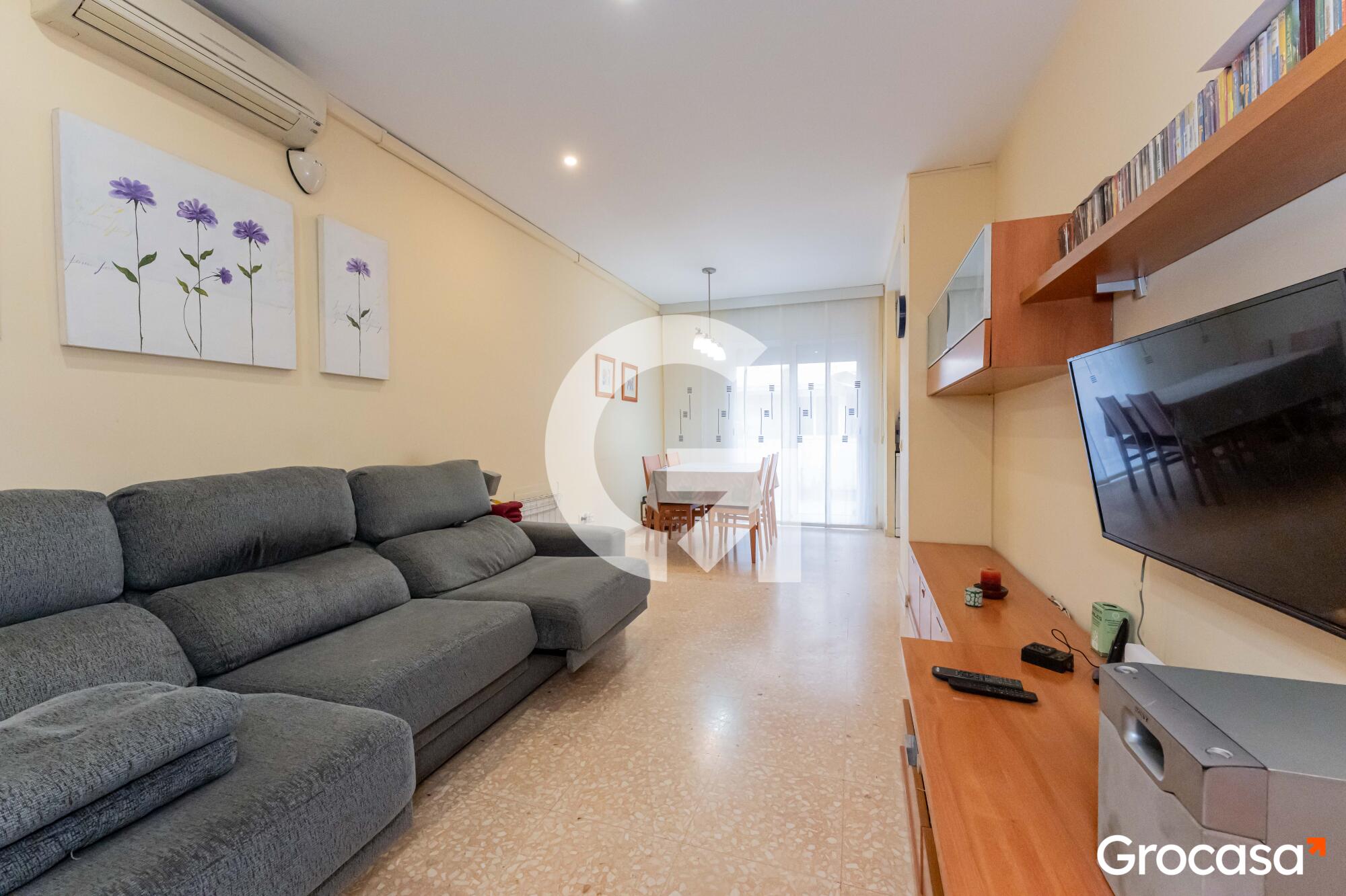  en La Gavarra en Cornellà de llobregat en Venta por 289.000 €