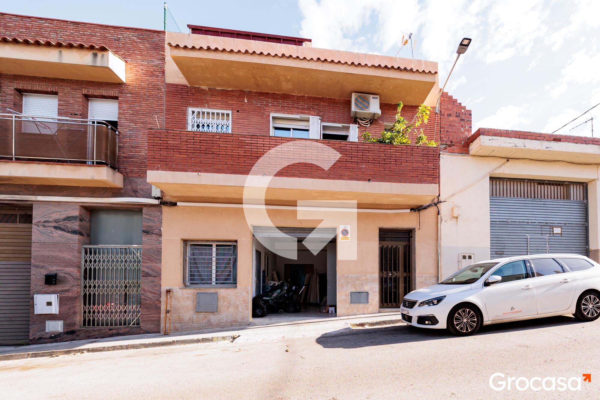  en Terrassa en Venta por 359.900 €