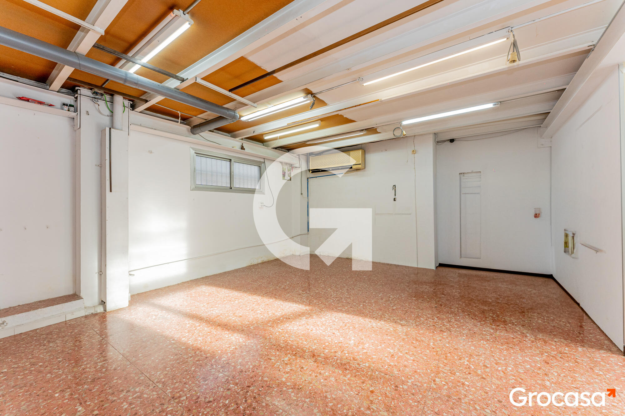  en La Gavarra en Cornellà de llobregat en Venta por 110.000 €