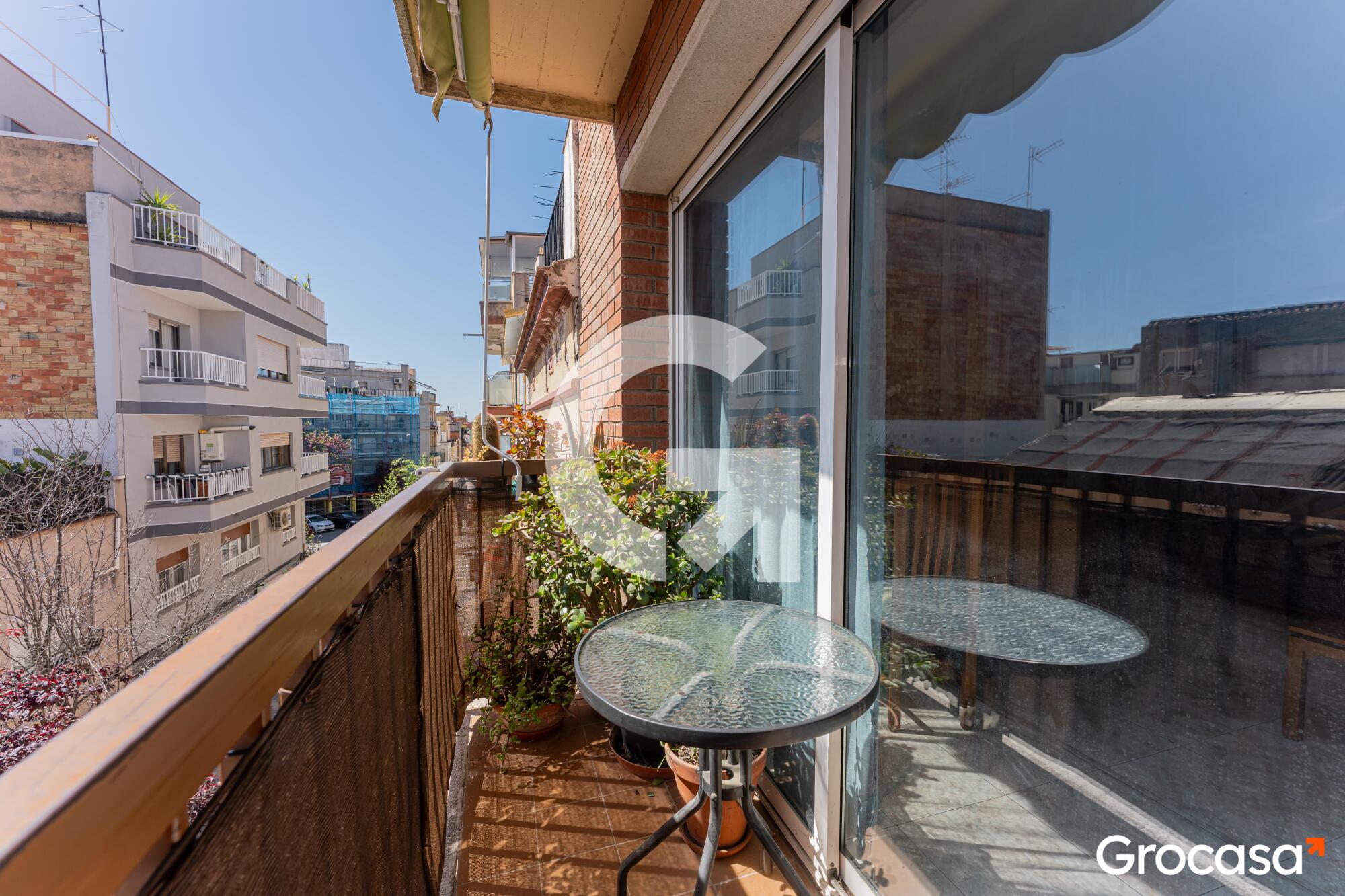  en El Pedró en Cornellà de llobregat en Venta por 355.000 €