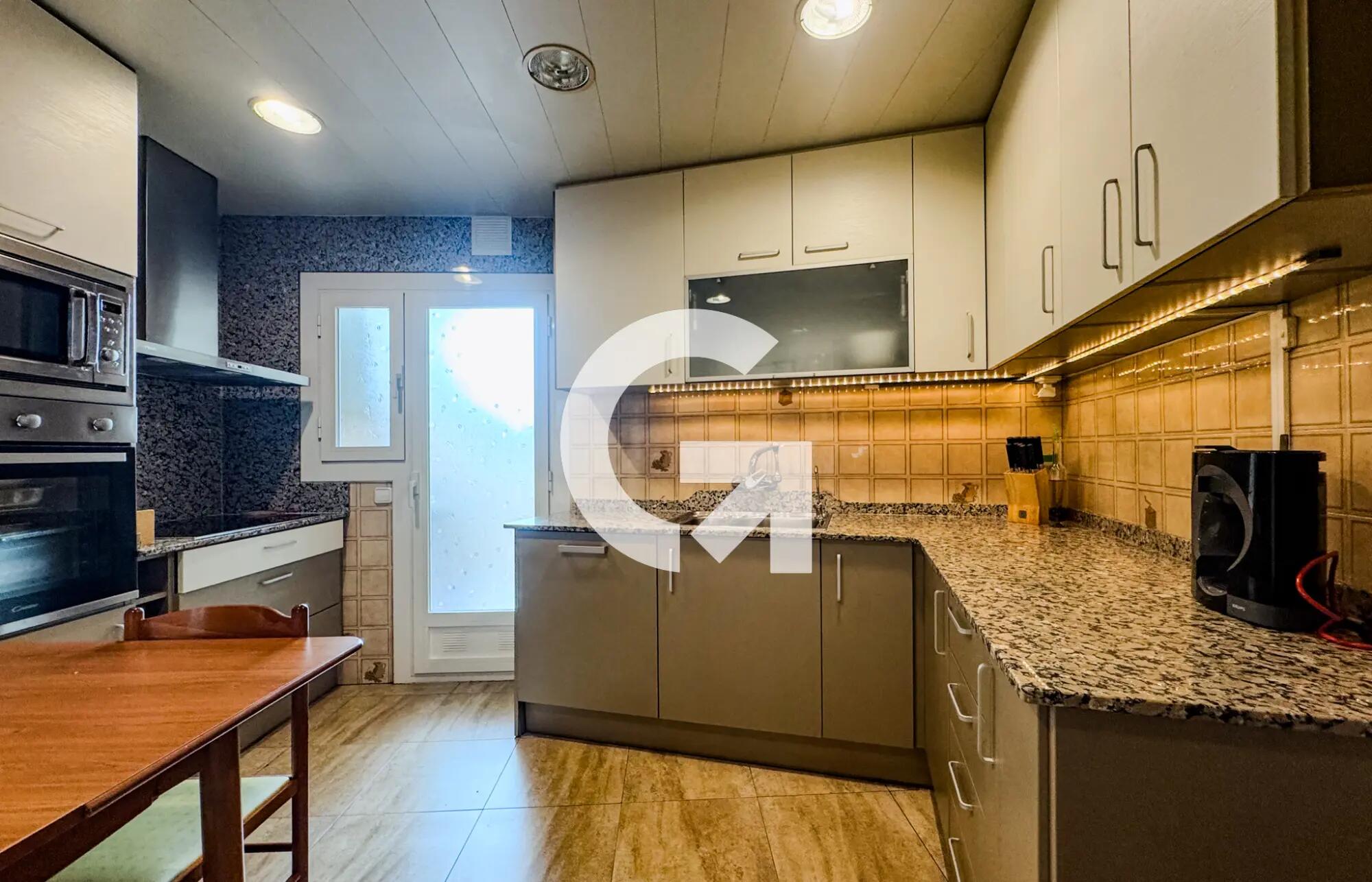  en Muntanyeta en Castelldefels en Venta por 487.000 €
