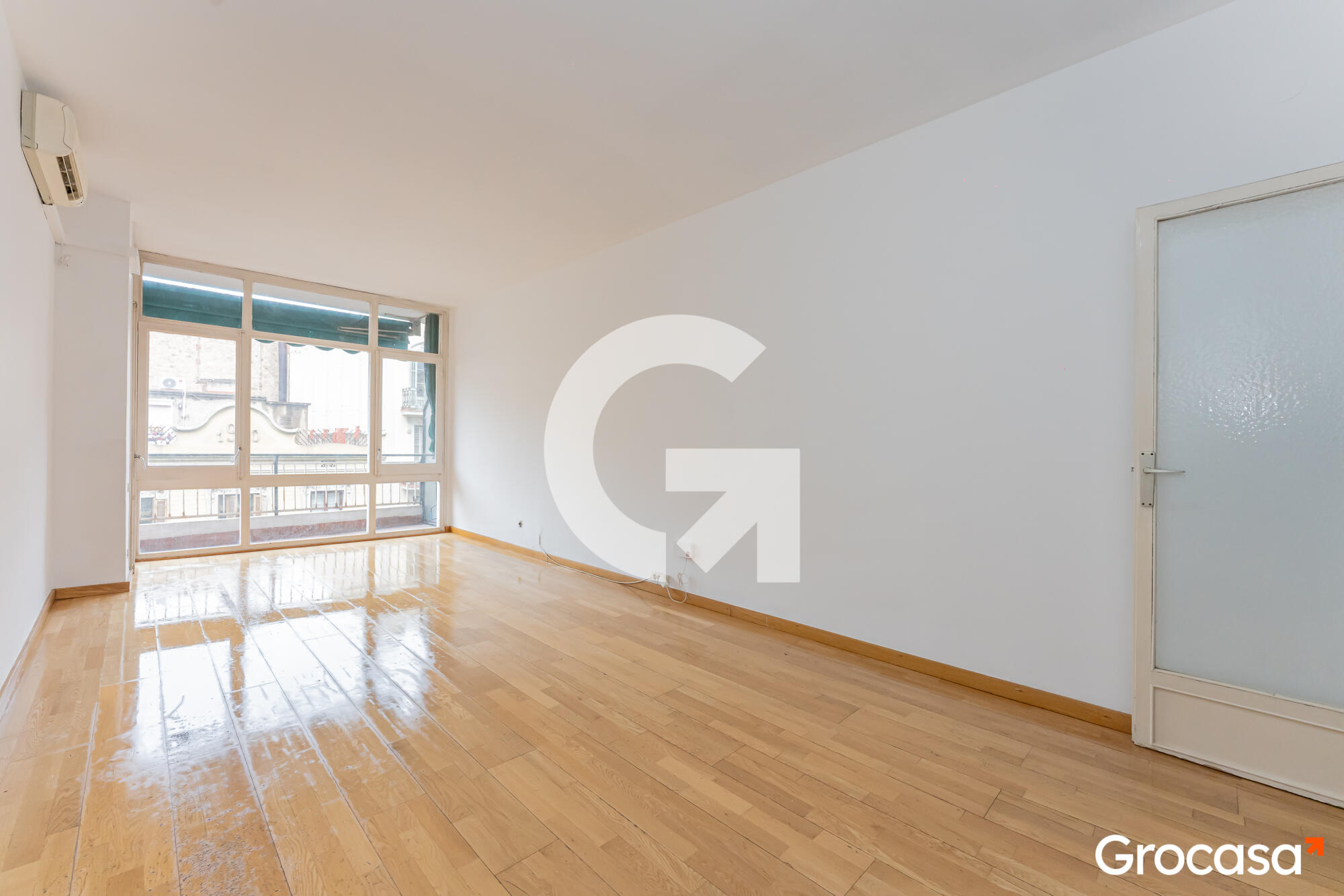  en La Nova Esquerra de l'Eixample en Barcelona en Venta por 575.900 €