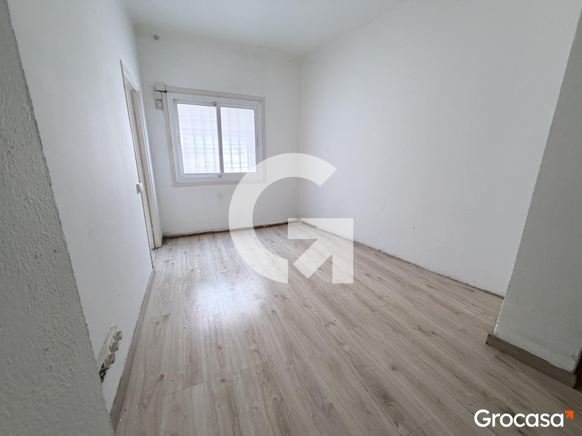  en Badalona en Venta por 140.000 €