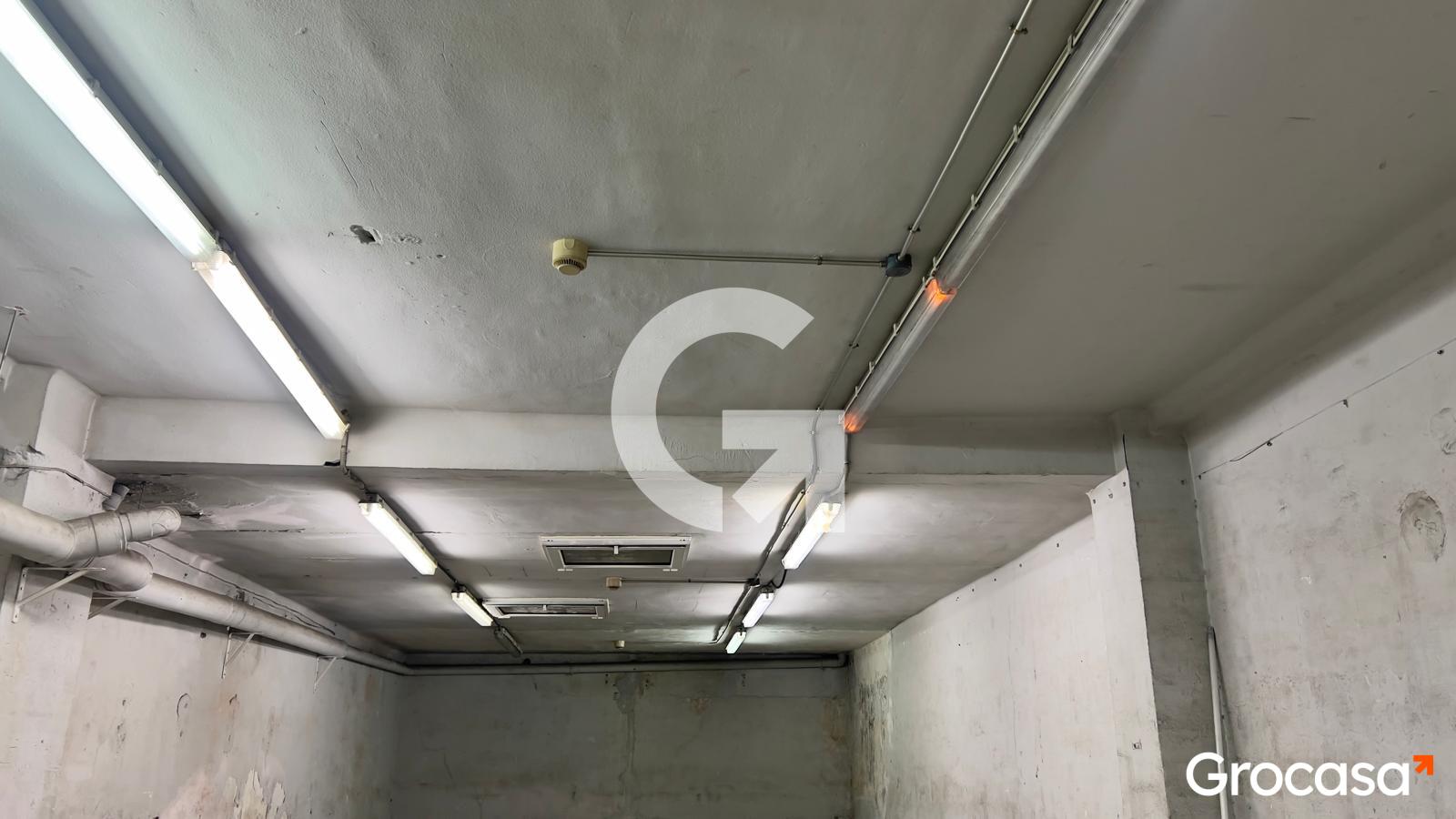 Local en venta en  calle CL MAS DE, L'Hospitalet de Llobregat  4/19