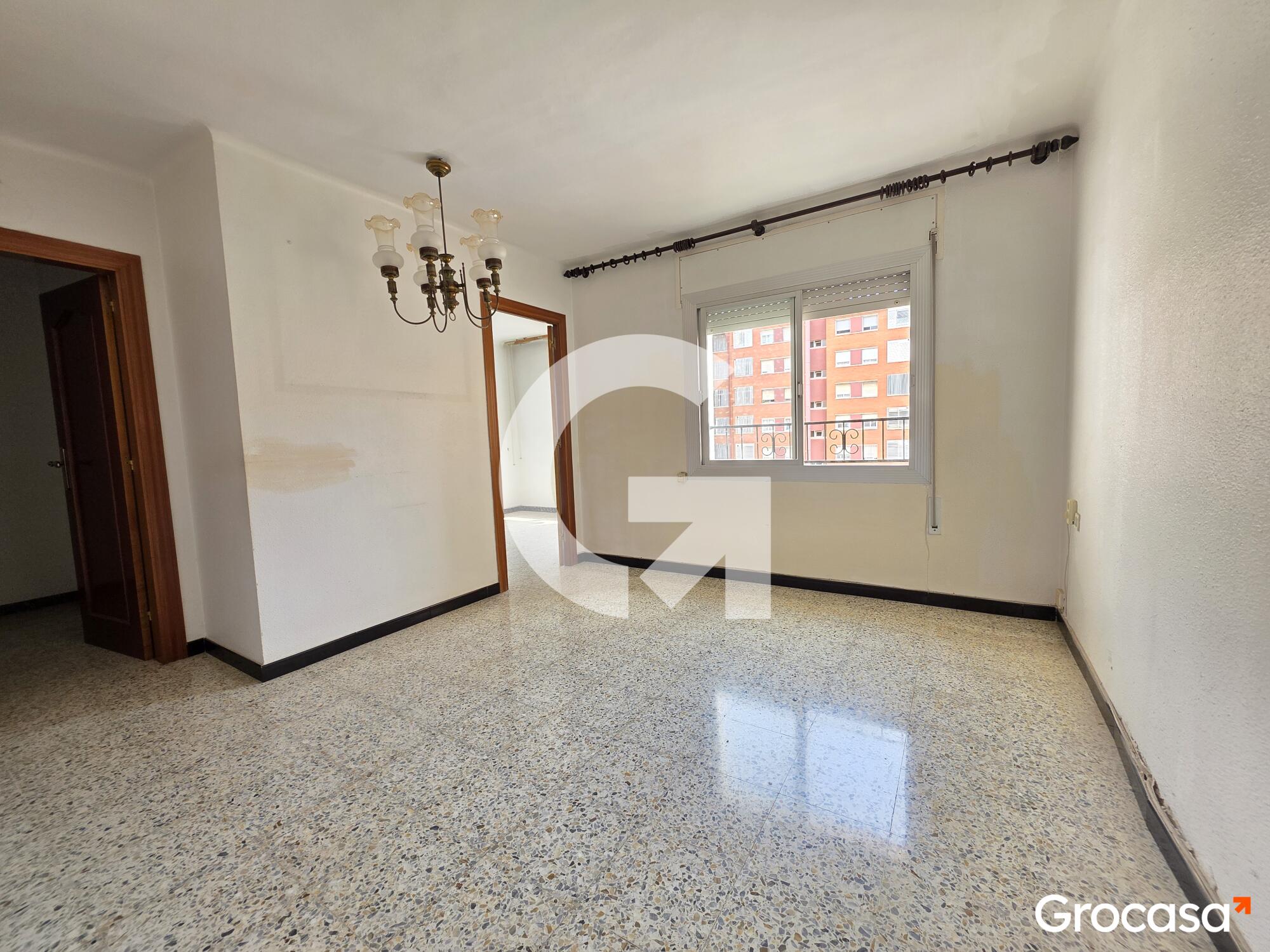 en Cornellà de llobregat en Venta por 215.000 €