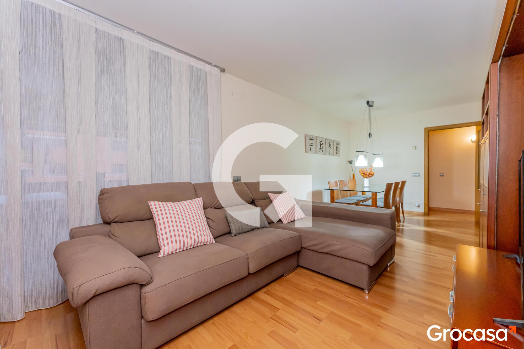  en Cornellà de llobregat en Venta por 549.000 €