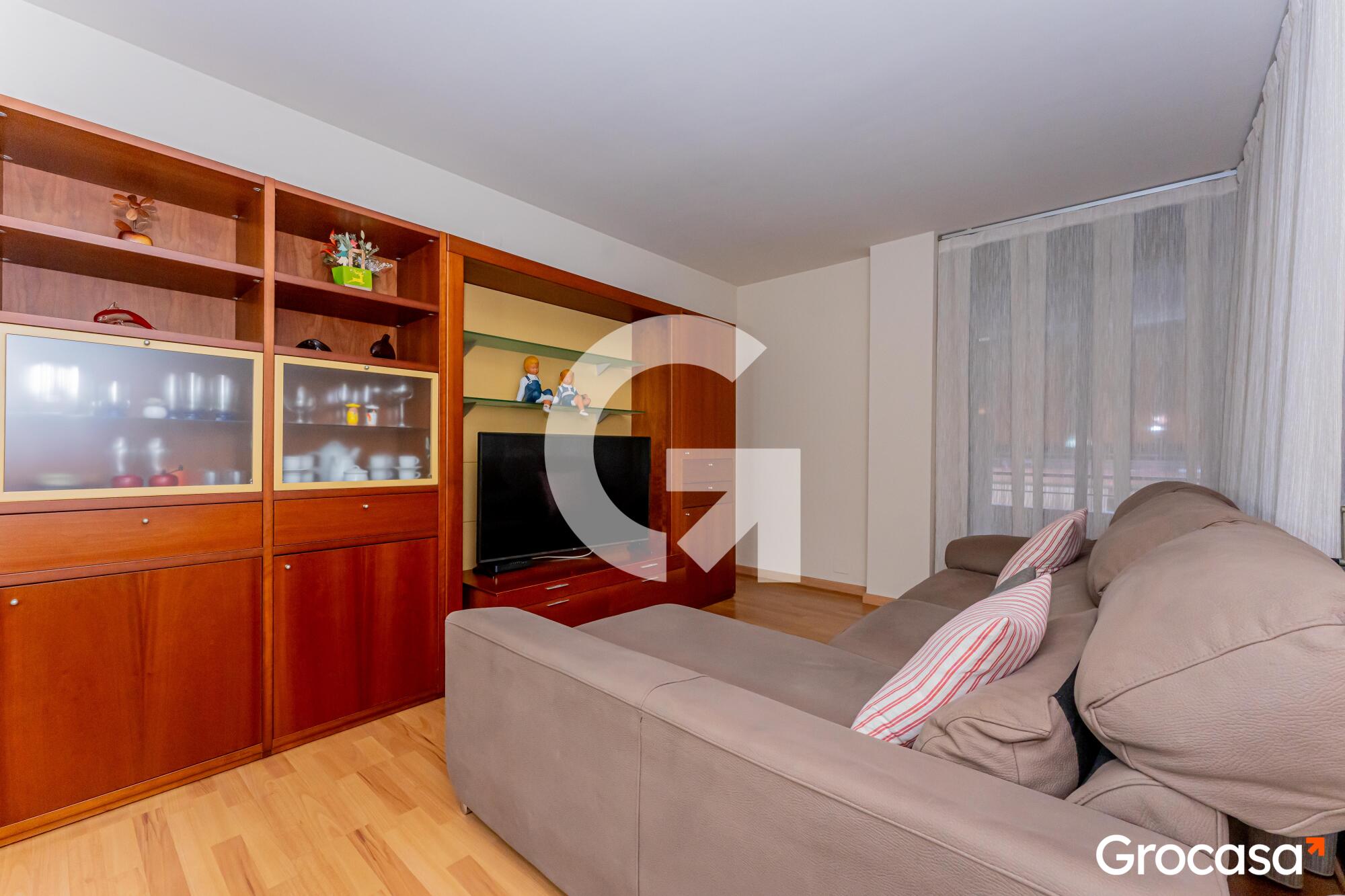  en Cornellà de llobregat en Venta por 549.000 €