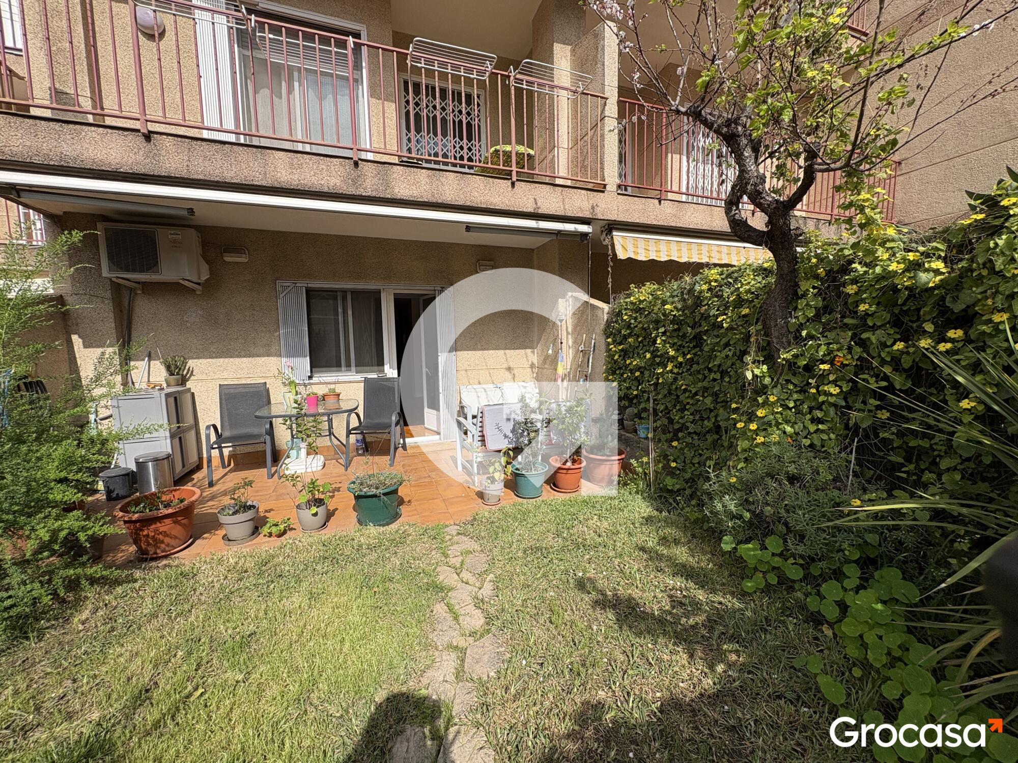  en Can Llobera en Sant Feliu de Llobregat en Venta por 689.000 €
