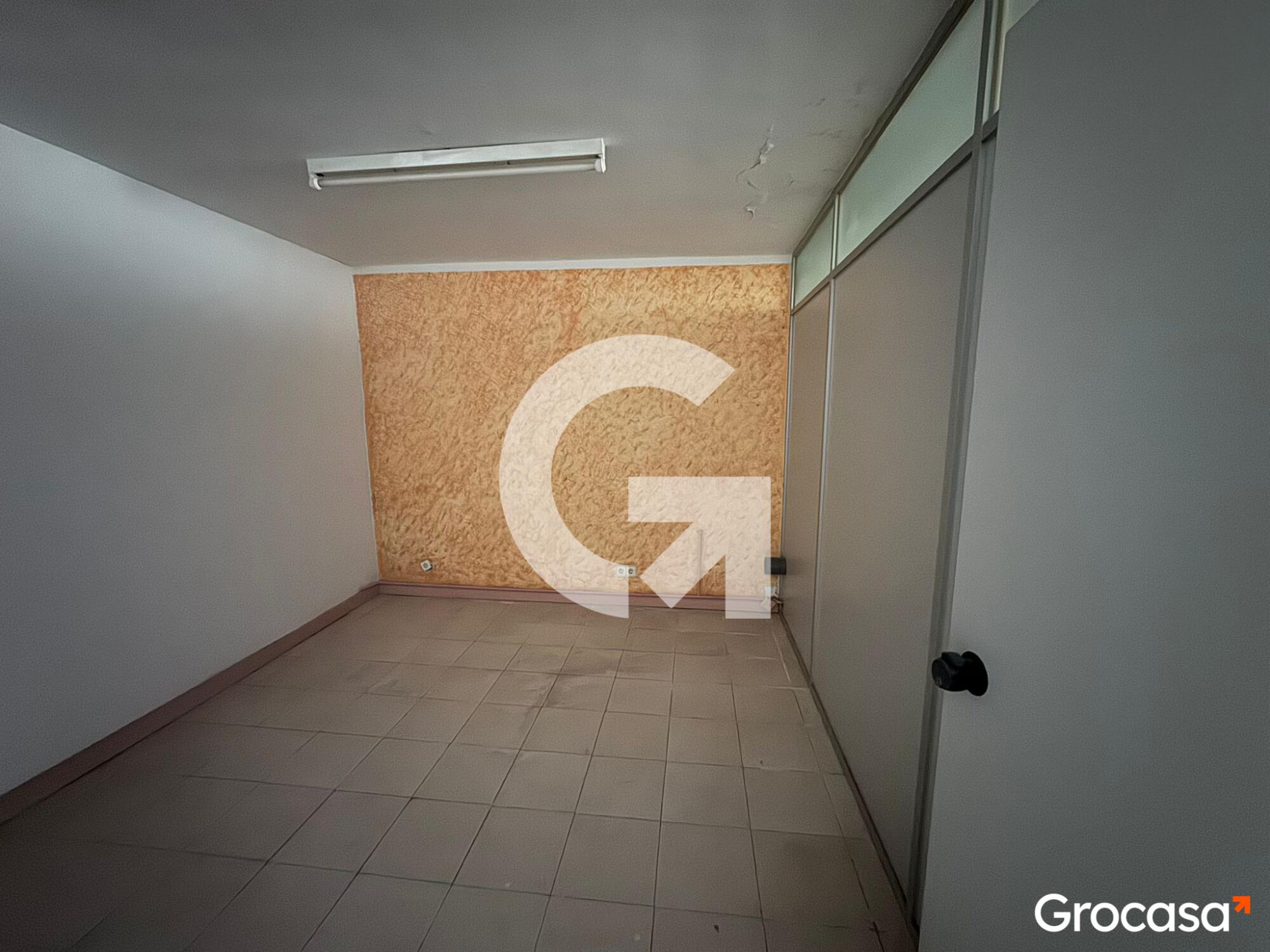  en Terrassa en Venta por 100.000 €