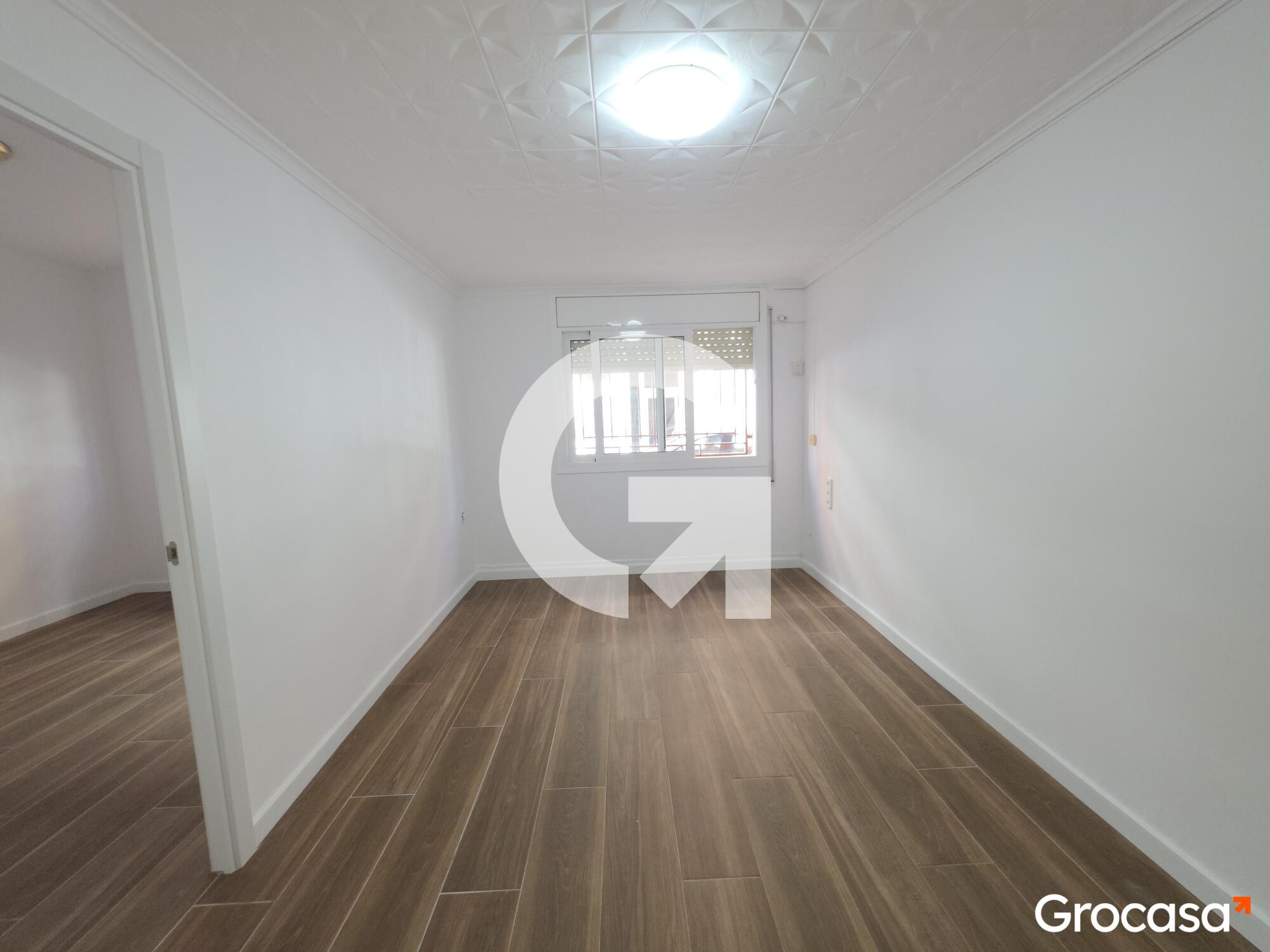  en La Gavarra en Cornellà de llobregat en Venta por 275.000 €