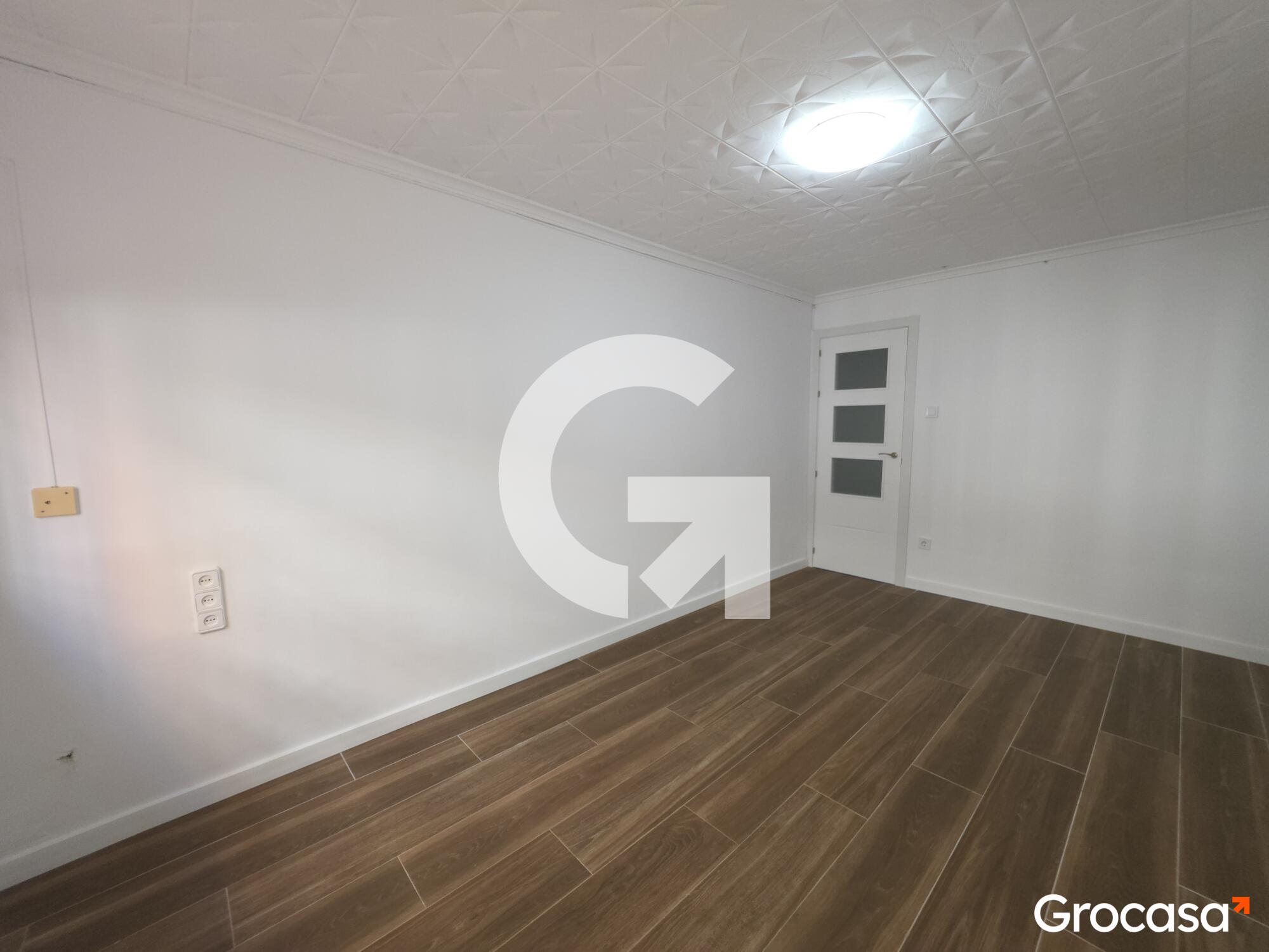  en La Gavarra en Cornellà de llobregat en Venta por 275.000 €