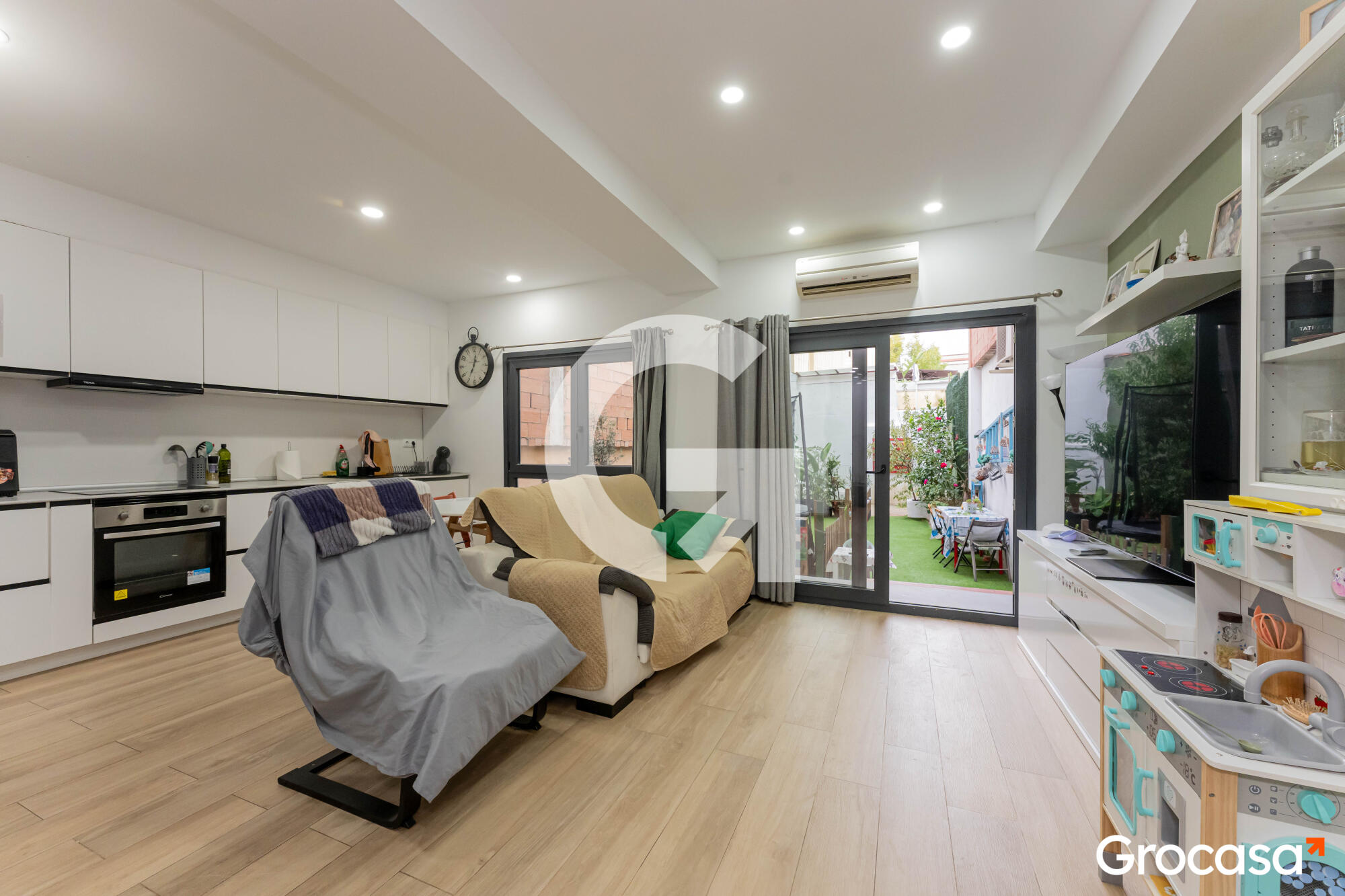  en Cornellà de llobregat en Venta por 570.000 €