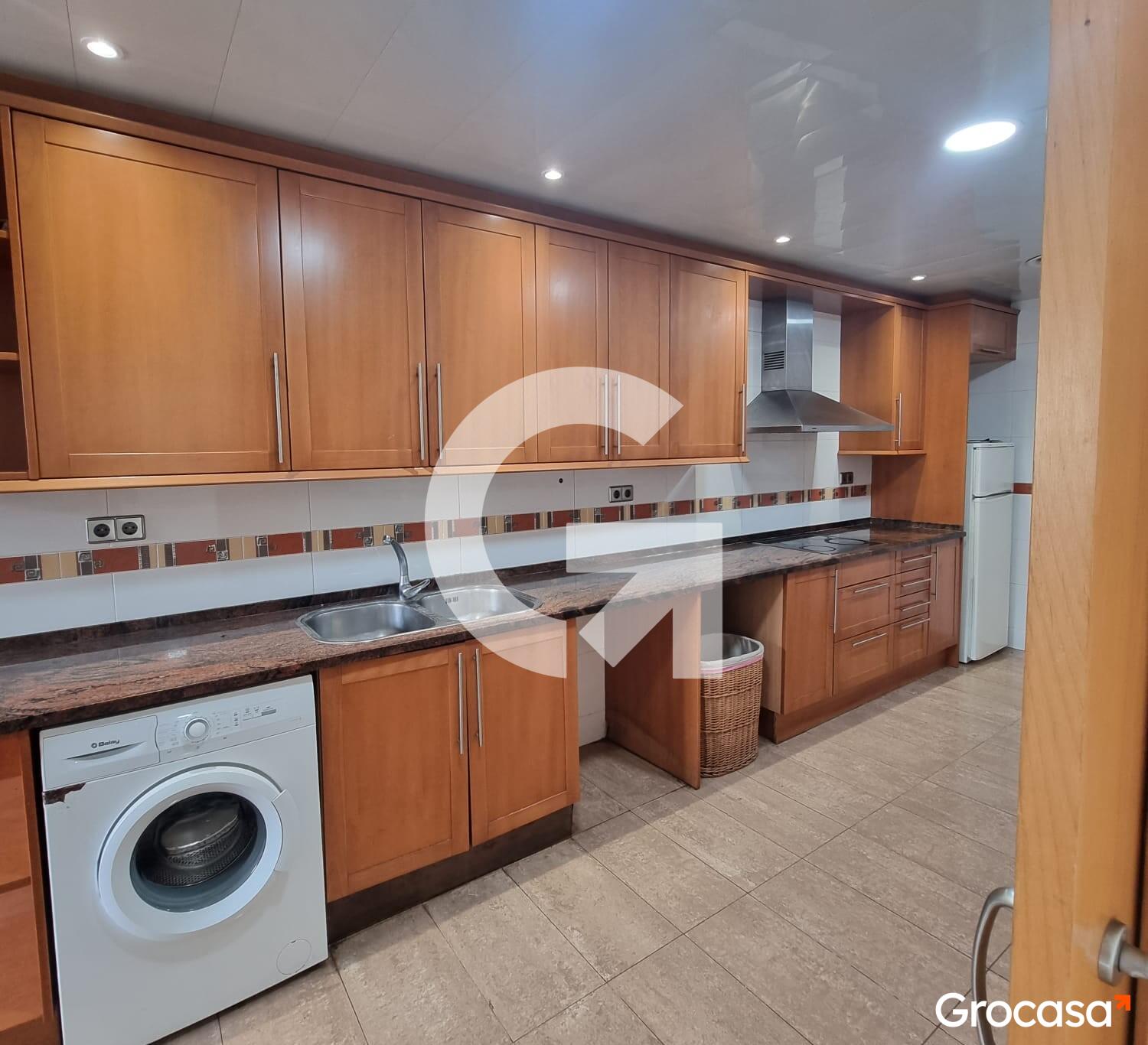  en Roses - Castellbell en Sant Feliu de Llobregat en Venta por 565.000 €